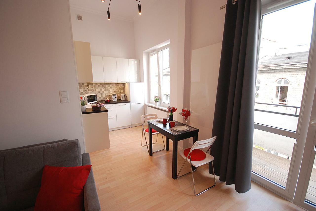Nowy Apartament Wilcza 华沙 外观 照片